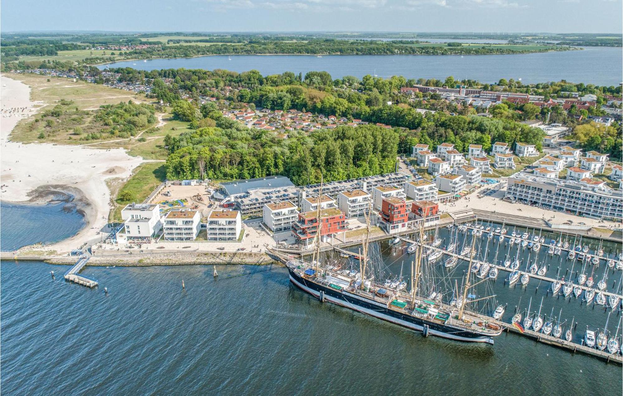 2 Bedroom Cozy In Travemuende Lejlighed